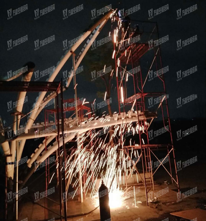 東莞市東江西岸異型鋼結構項目 東莞市東江西岸異型鋼結構項目