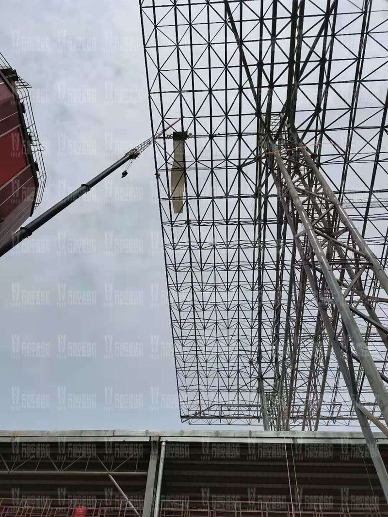 印尼全天候碼頭倉庫屋面膜結(jié)構(gòu)工程進入膜結(jié)構(gòu)安裝階段