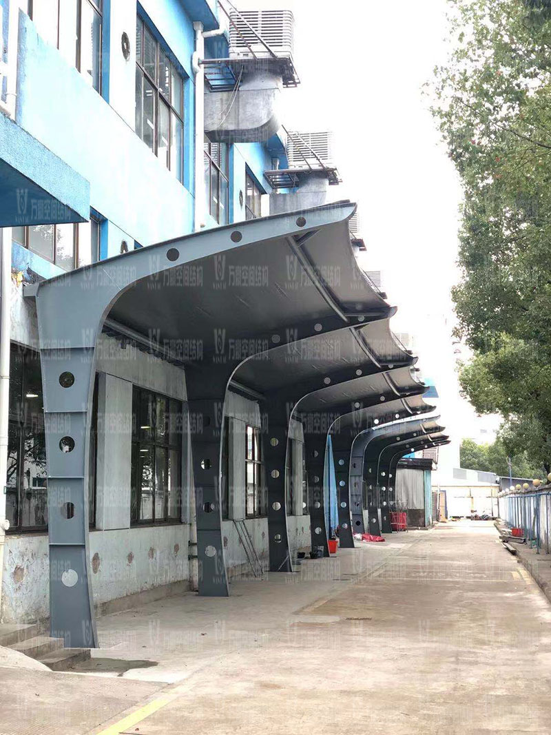 膜結(jié)構(gòu)車棚的價格是如何計算出來的呢？影響膜結(jié)構(gòu)車棚價格的因素有哪些？