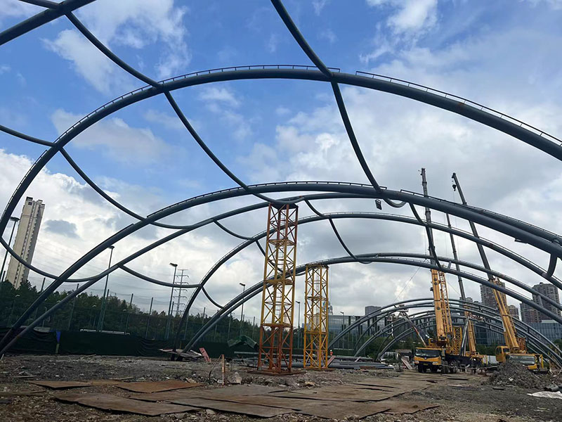 萬豪空間結構員工到寧波諾丁漢大學室外運動膜結構項目學習交流