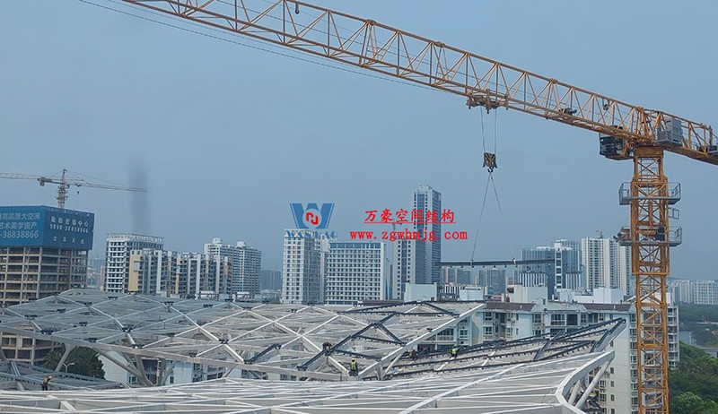 勞動最光榮，致敬一線工作者！