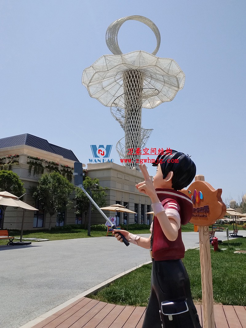 身姿輕盈，造型優美的膜結構建筑