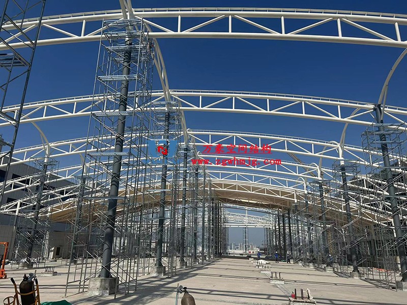 浙江真愛毯業科技有限公司廠房三屋面鋼結構工程 浙江真愛毯業科技有限公司廠房三屋面鋼結構工程