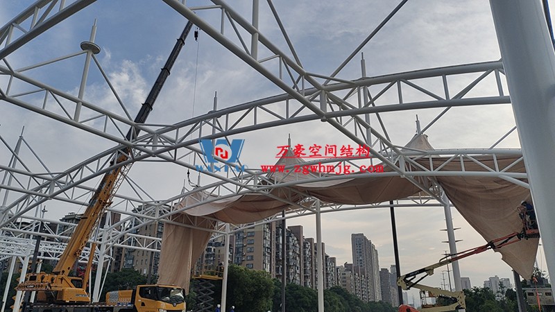 溫州惠民路西側綠地球場鋼結構