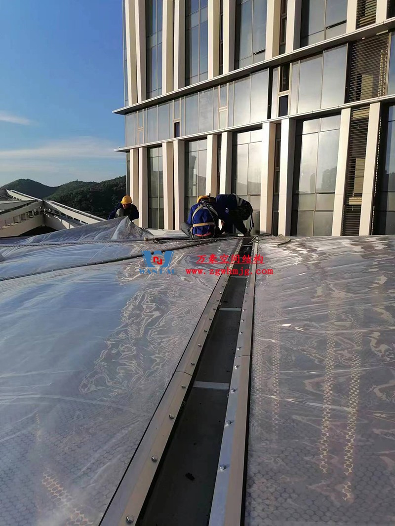 中交海南總部基地項目A地塊三標段幕墻及欄桿工程