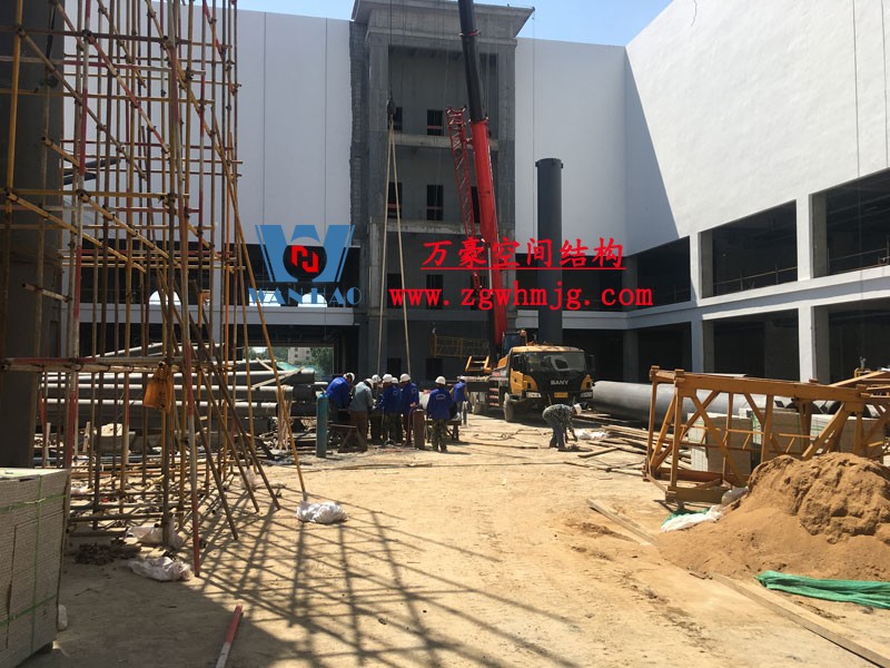 山東聊城萬達小鎮(zhèn)七彩祥云索膜結(jié)構(gòu)項目