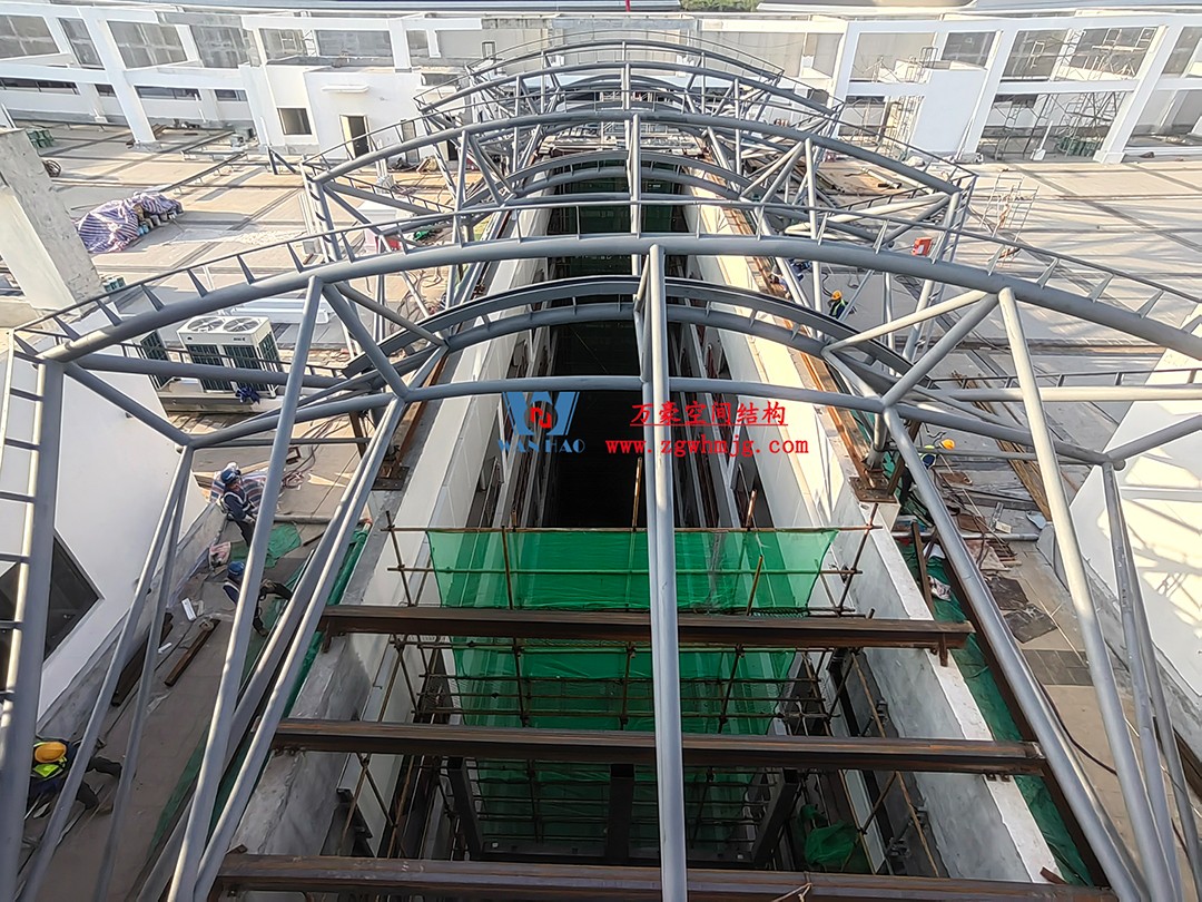 全力以赴高效推進項目施工，高質量完成建設任務