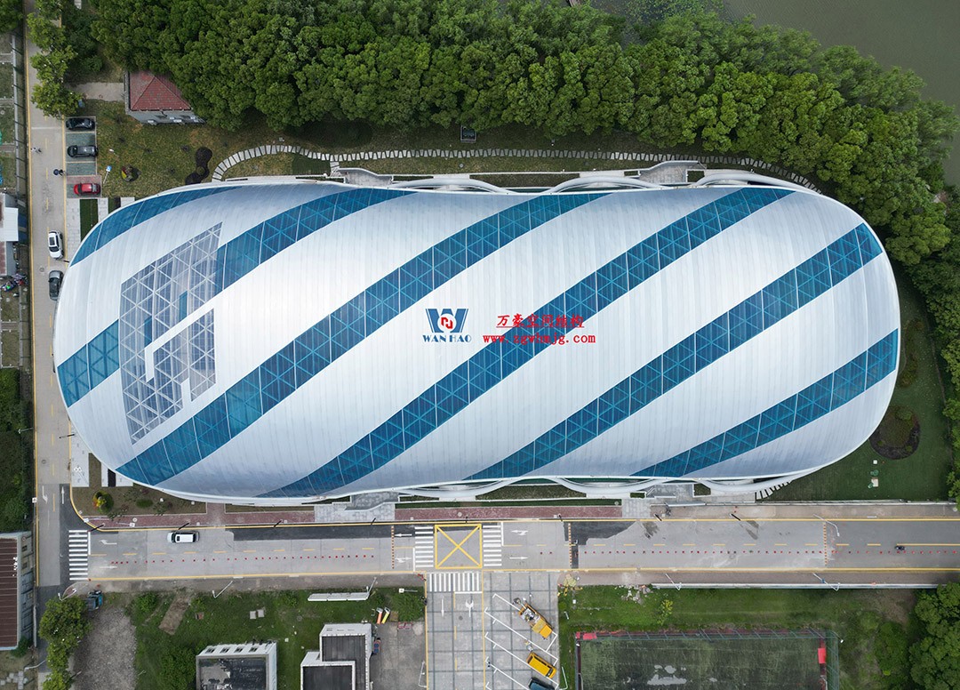 上海工程技術(shù)大學(xué)松江校區(qū)風(fēng)雨操場ETFE膜結(jié)構(gòu)項(xiàng)目