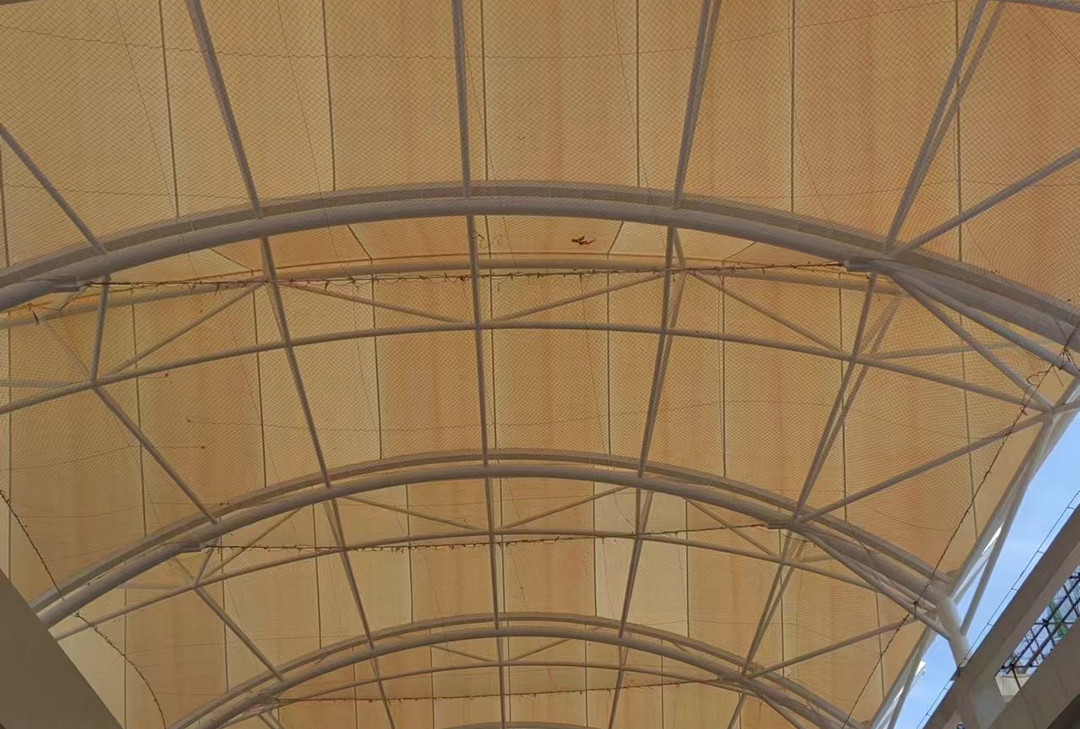 超強(qiáng)臺(tái)風(fēng)"摩羯"狂嘯登陸，這個(gè)膜結(jié)構(gòu)天幕經(jīng)受嚴(yán)峻考驗(yàn)！