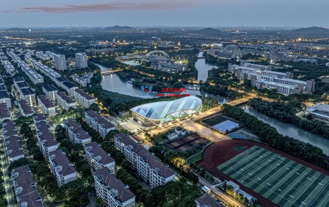 帆影碧波|風雨操場上的ETFE膜結(jié)構(gòu)穹頂