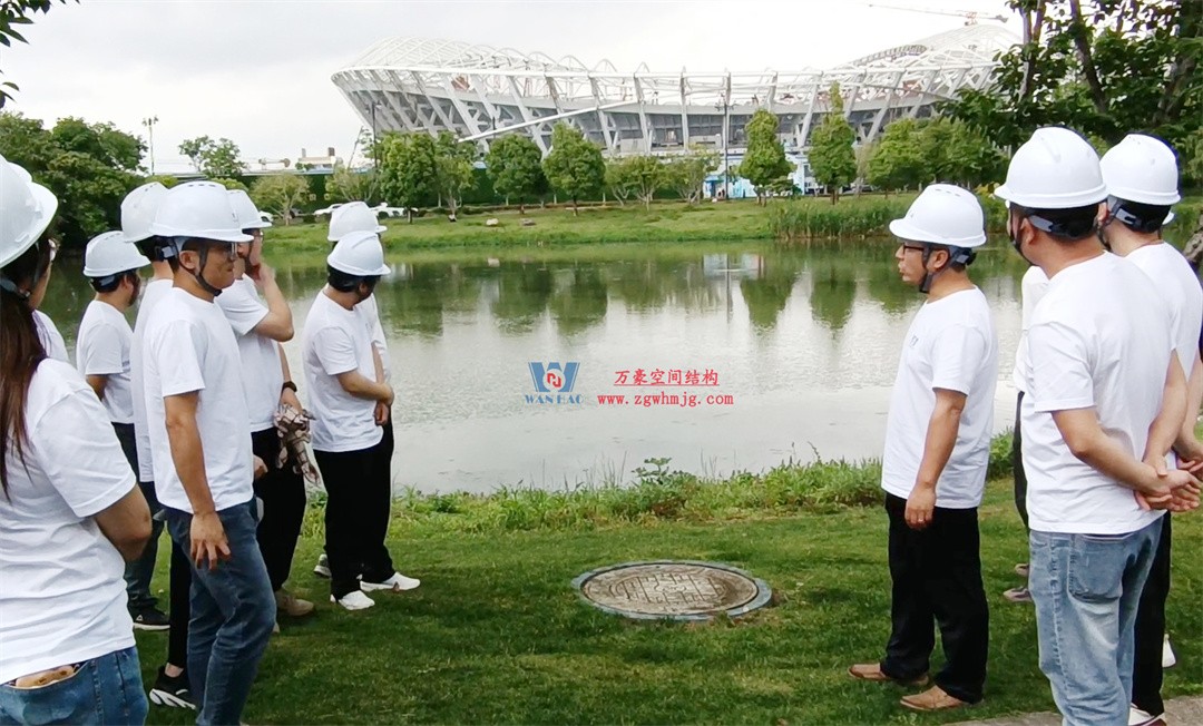 標(biāo)桿引領(lǐng)，智啟未來——萬豪集團(tuán)營銷、設(shè)計(jì)與技術(shù)骨干共赴無錫奧體中心，現(xiàn)場觀摩學(xué)習(xí)解鎖“創(chuàng)新密碼”