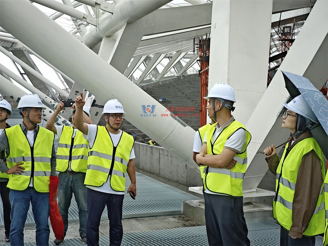 標(biāo)桿引領(lǐng)，智啟未來——萬豪集團(tuán)營銷、設(shè)計(jì)與技術(shù)骨干共赴無錫奧體中心，現(xiàn)場觀摩學(xué)習(xí)解鎖“創(chuàng)新密碼”