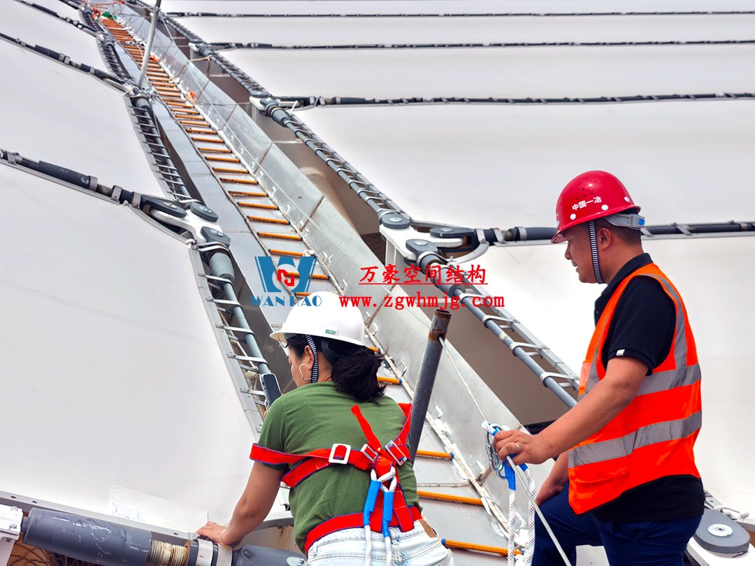 鄭州中原高鐵港數字展貿城ETFE膜結構 PTFE膜結構項目