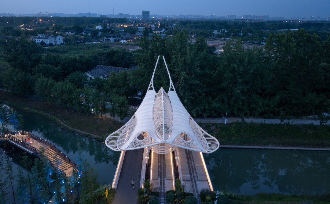 這家設計界“夢工廠”把童話搬入現實