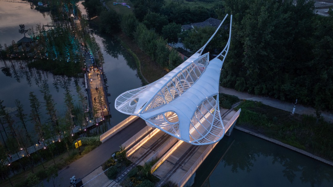 這家設計界“夢工廠”把童話搬入現實