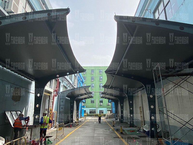 膜結構車棚安裝時有哪些注意事項？車棚為什么選擇膜結構？